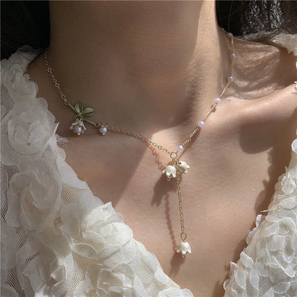 Kawaii Enamel Bell Orchid Pearl Choker 🌸✨ – Cute Floral Pendant Necklace for Women | Perfect Gift for Special Occasions!