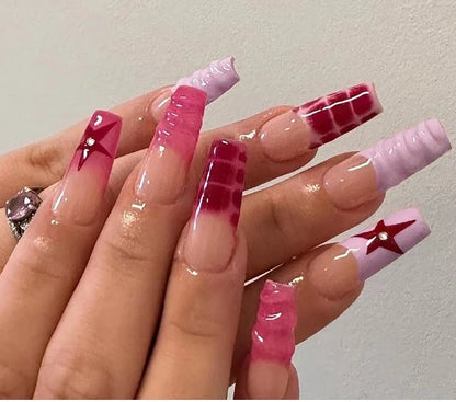 Kawaii Strawberry Bear Nail Art Set 🍓🐻 | 24 Adorable False Nails for Women & Girls ✨