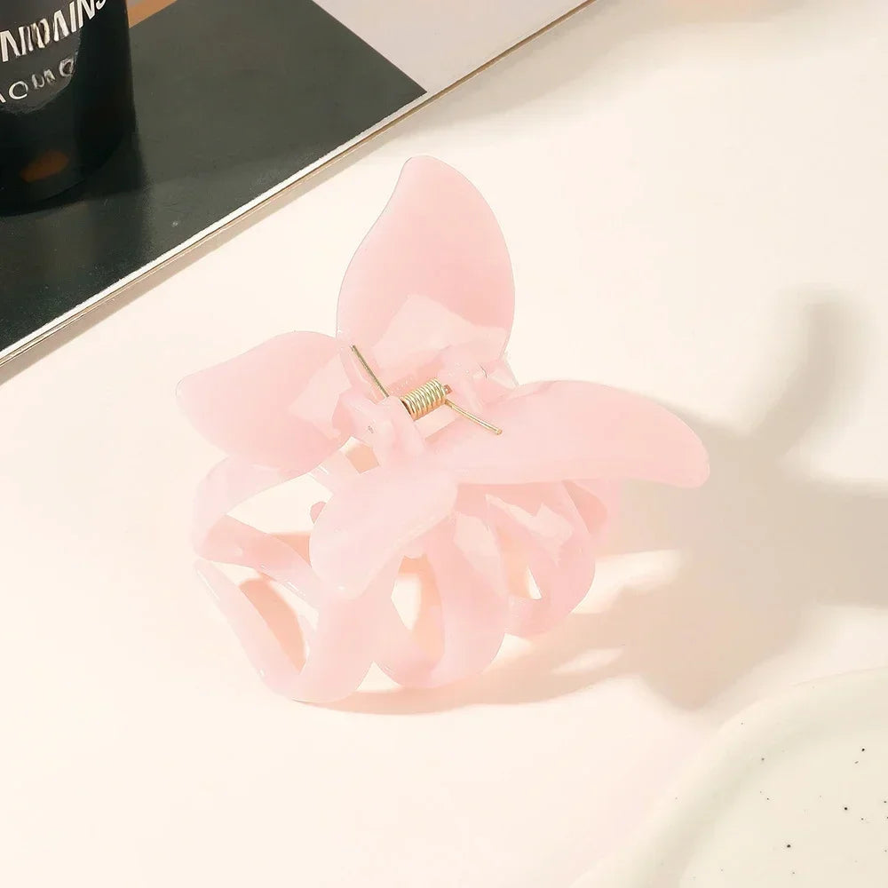 Kawaii Sweet Butterfly Hair Clip 🦋✨ | Adorable Solid Color Shark Clip for Girls' Hairstyles 🌈💕