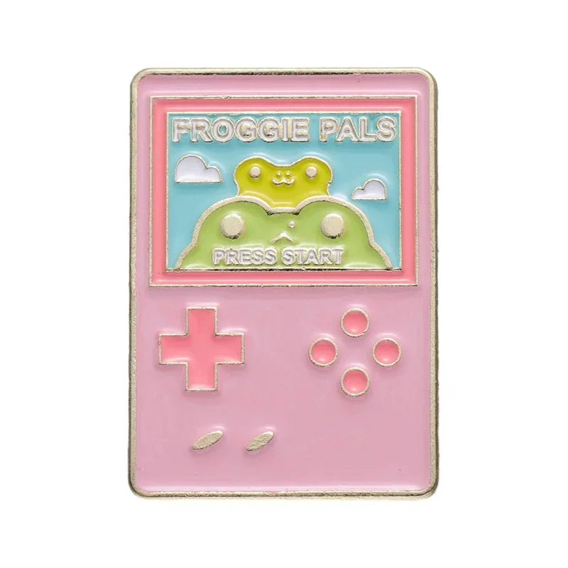 Kawaii Frog Game Machine Enamel Pin 🎮🐸 - Cute & Charming Brooch for Froggy Lovers! Perfect Gift for Any Occasion!