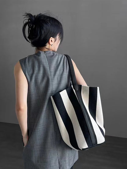 Kawaii Striped Canvas Bucket Bag 👜✨ - Large Capacity Commuting Tote for Trendy Women 🌈💕