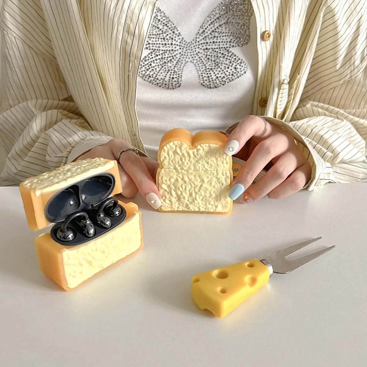 Kawaii Toast Silicone Earbud Case 🍞🎧 | Cute & Creative Headphone Cover with Keychain for Huawei FreeClip 🌟💕