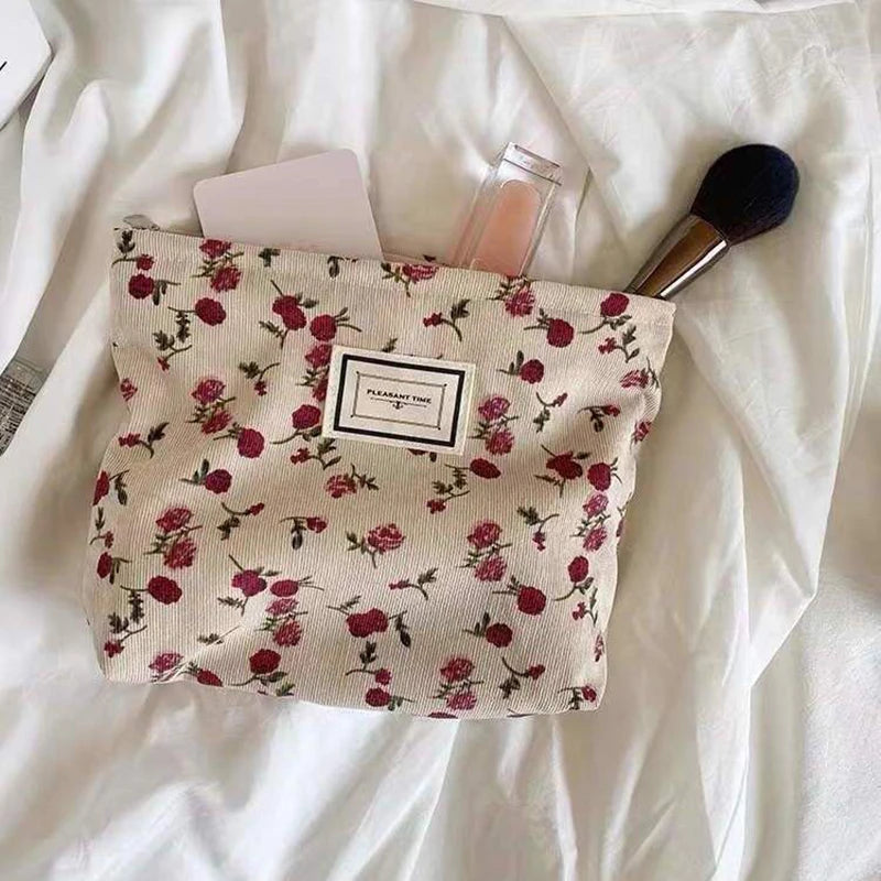 Charming Kawaii Corduroy Flower Makeup Bag 🌸✨ | Cute Clutch Organizer for Cosmetics & Toiletries 🌼💖