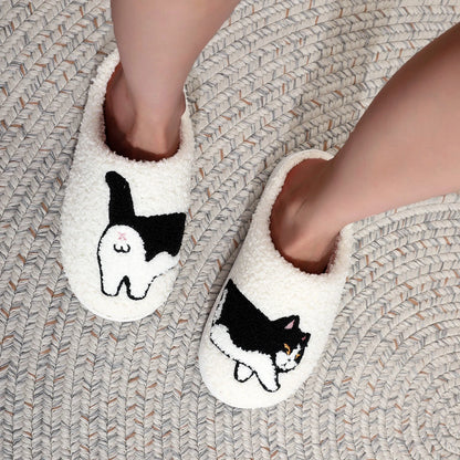 Cute Cat & Pug Plushy Slippers 🐾✨ Cozy Indoor Footwear for Pet Lovers | Warm & Non-slip | Ideal Gift for Cat Moms & Dads! 🐱🎁