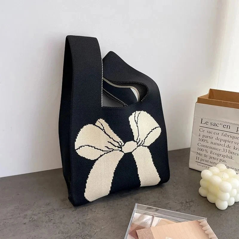 Kawaii Knitted Mini Bucket Bag 👜✨ | Handmade Portable Phone Purse for Fashionable Women - Perfect for Autumn & Winter! 🍂💕