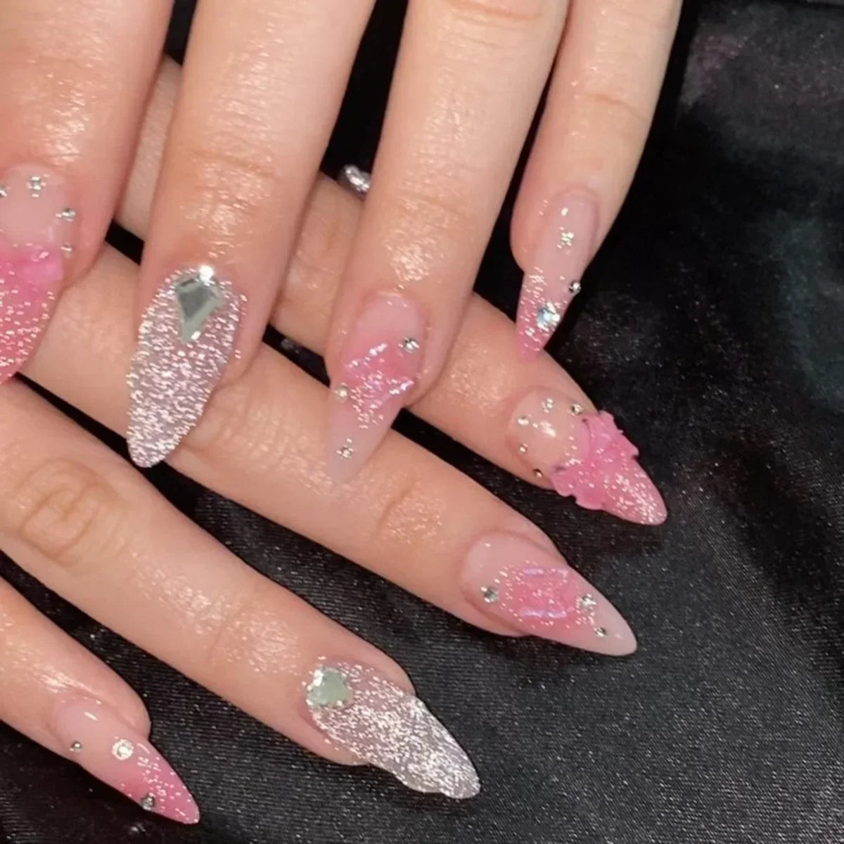 Kawaii Strawberry Bear Nail Art Set 🍓🐻 | 24 Adorable False Nails for Women & Girls ✨