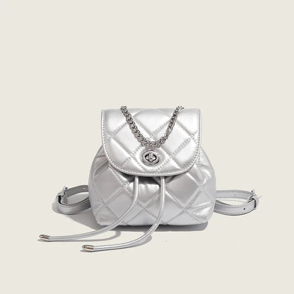 Kawaii 2024 Rhombus Chain Backpack 👜✨ | Cute White Women's Fashion Bag 🌸💖
