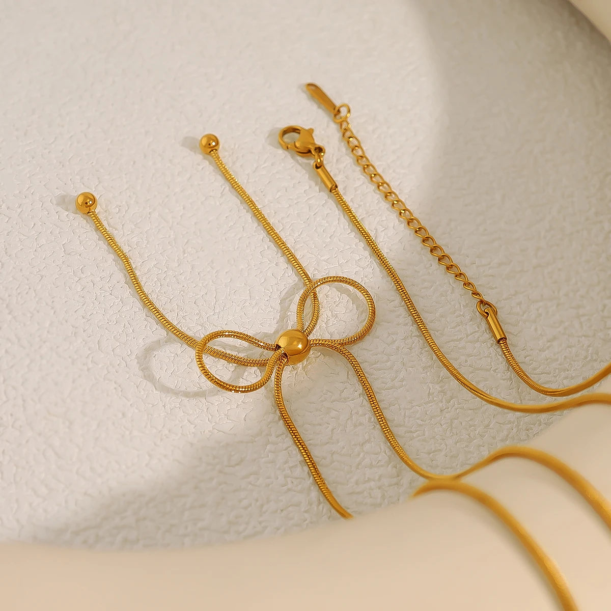Kawaii Charm ✨ 18K Gold Plated Snake Chain Bow Pendant Necklace for Trendy Ladies 💖🥳