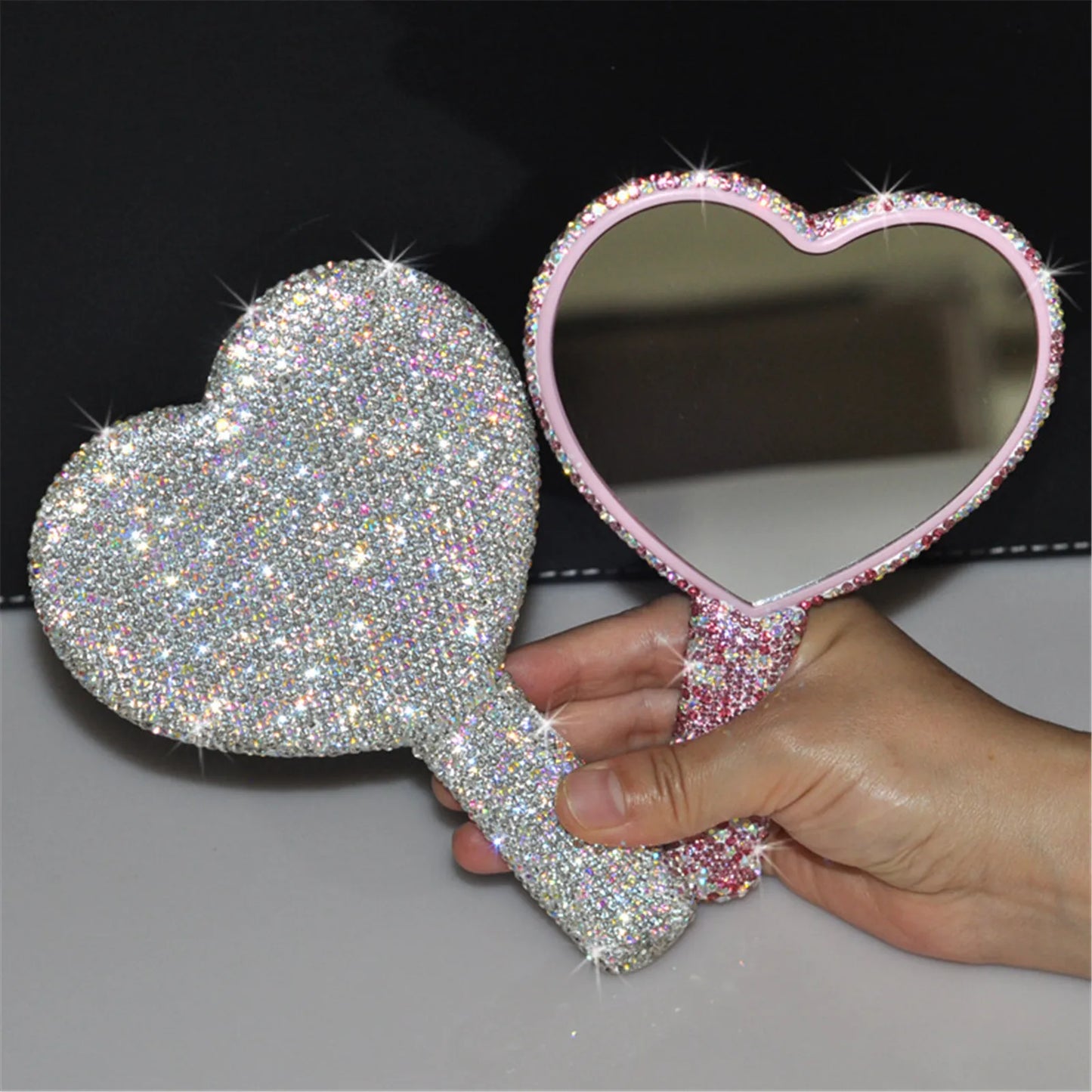 Kawaii Sparkle Heart Makeup Mirror 💖✨ - Travel-Friendly Bling Handheld Beauty Accessory!