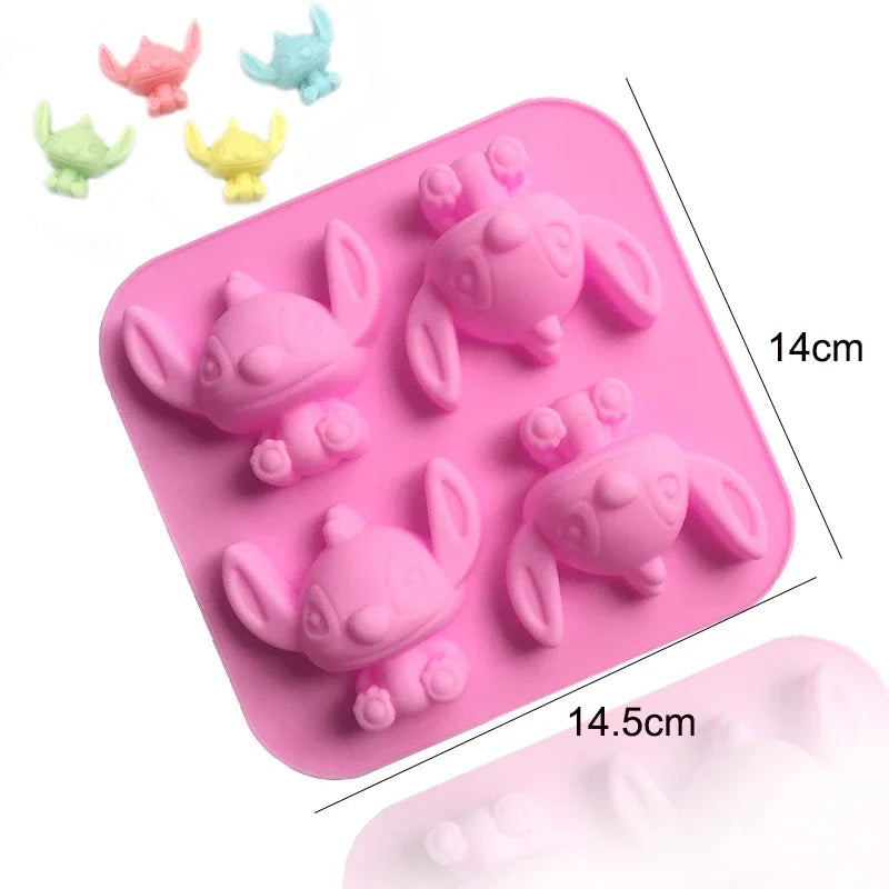 Cute Cartoon Animal Silicone Mold for Baking and Cupcake Topper 🐻🐭🐱🐷🦆