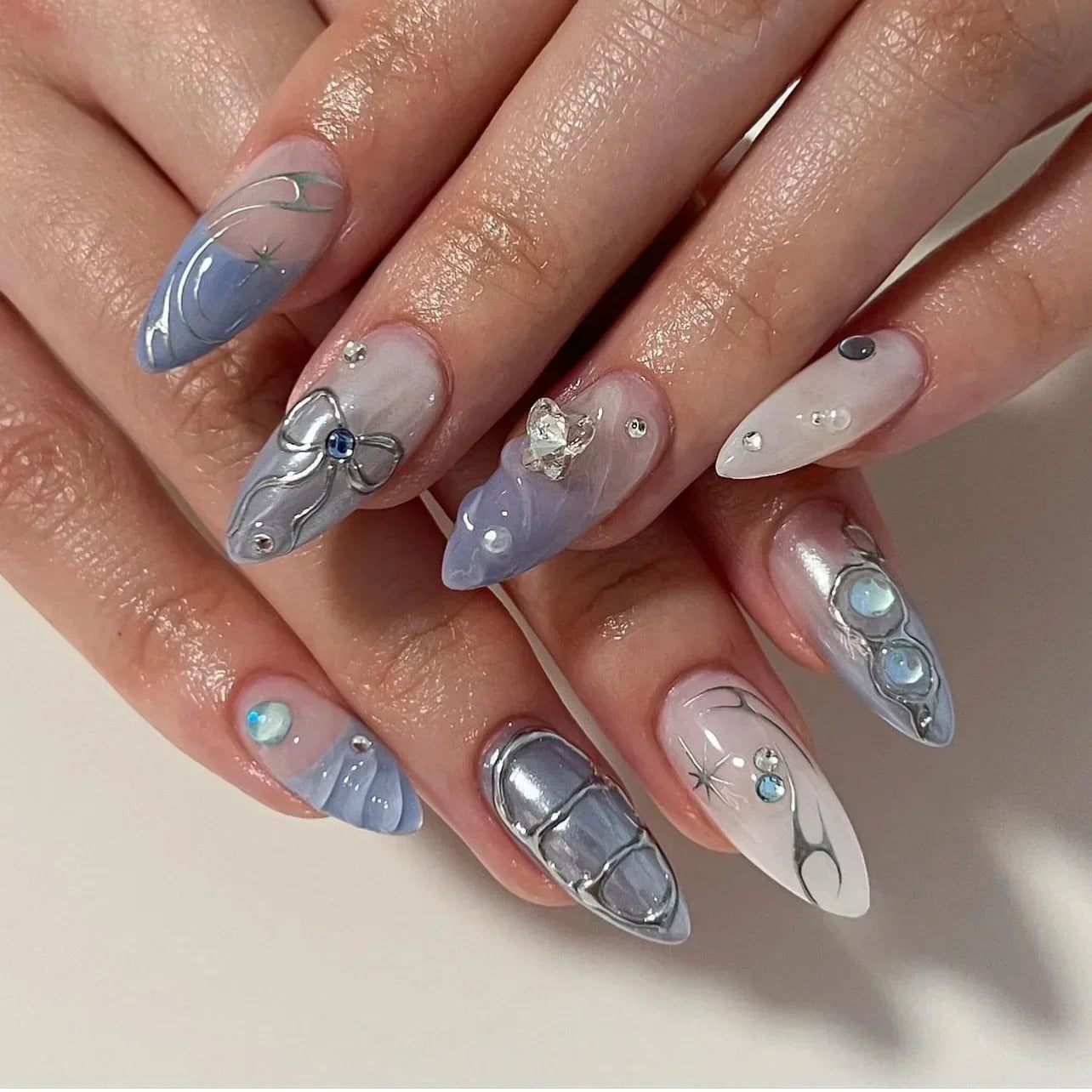 Kawaii Strawberry Bear Nail Art Set 🍓🐻 | 24 Adorable False Nails for Women & Girls ✨