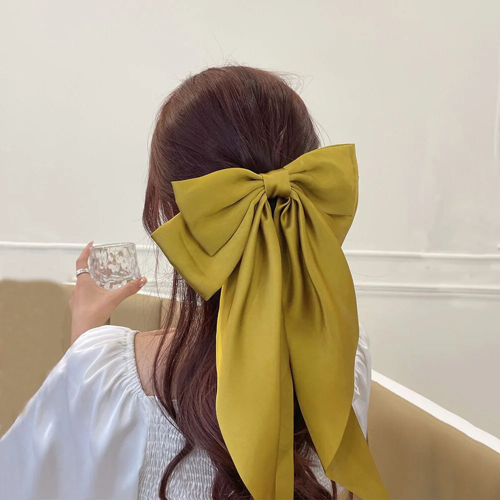 Adorable Bowknot Hair Clip 🎀✨ - Cute Ponytail Accessory for Trendy Girls! 🌸💕