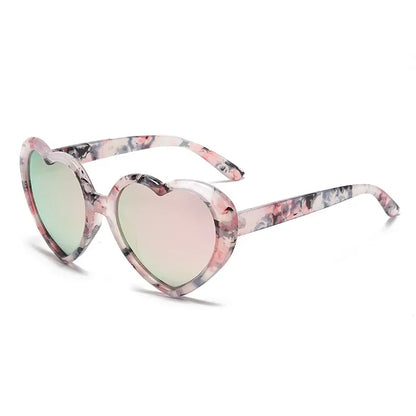 Kawaii Love Heart Polarized Sunglasses 💖✨ | Cute Retro UV400 Eyewear for Trendy Women 🌈🕶️
