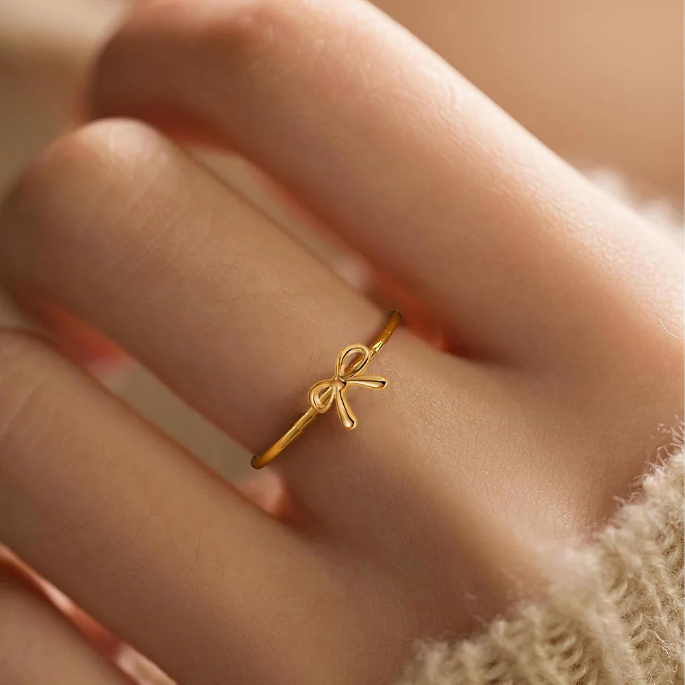 Kawaii Gold Bowknot Rings 🎀 for Women | Adorable Mother-Daughter Friendship Jewelry 💖 | Perfect Wedding Bands Gift 🎉