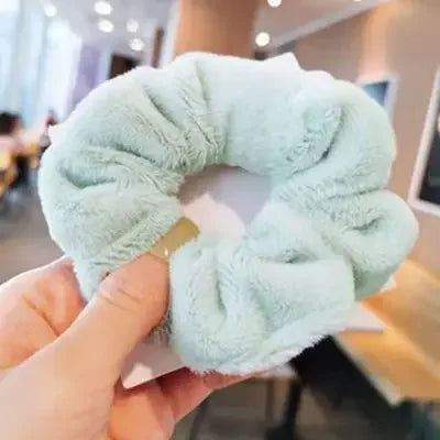 Kawaii Soft Plush Pompom Hair Ties for Girls & Women 🎀✨ - Cute Elastic Hair Bands for Winter Fashion! 🌟💖