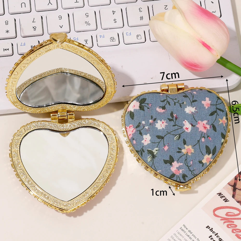 Kawaii Retro Fabric Pocket Mirror 🌸✨ - Double-Sided Compact Makeup Mirror for Cute Touch-Ups! 💖