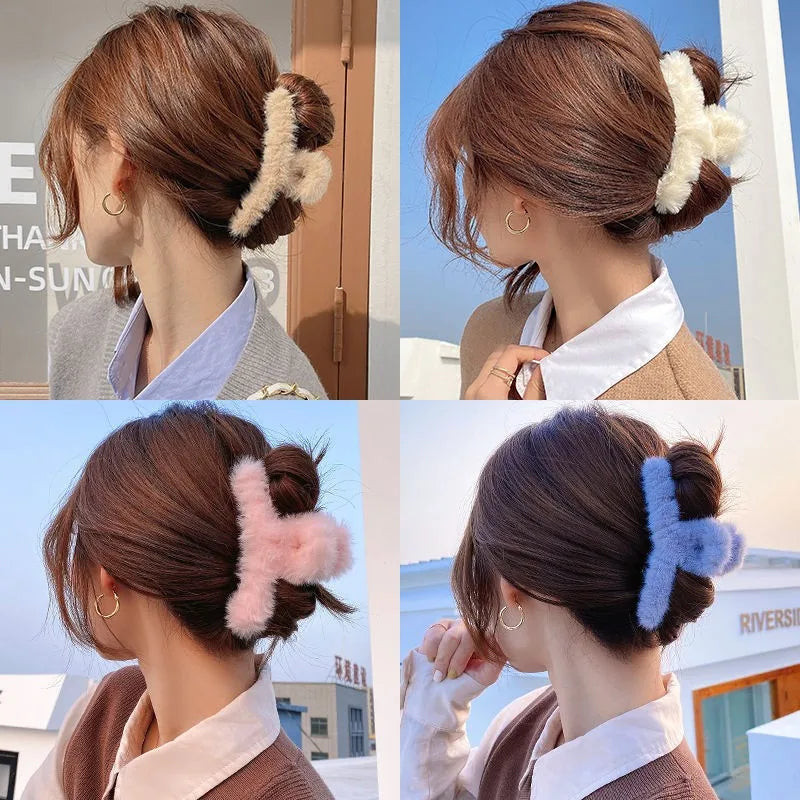 Kawaii Fluffy Crab Hair Claw Clips 🦀✨ Cute Faux Fur Ponytail Holders for Women & Girls - Adorable Winter Hair Accessories! ❄️💖