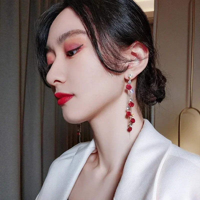 🌹✨ Kawaii Rose Drop Earrings for Women - Trendy Alloy Tassel Jewelry with Sparkling Rhinestones! 💖👗