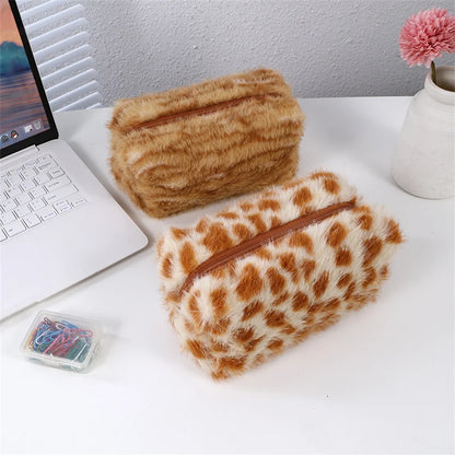 Kawaii Leopard Plush Makeup Bag 🎀✨ | Cute Travel Toiletry Kit & Lipstick Organizer 👜💄 | Adorable Pouch for Essentials & Stationery Supplies 🐆💕