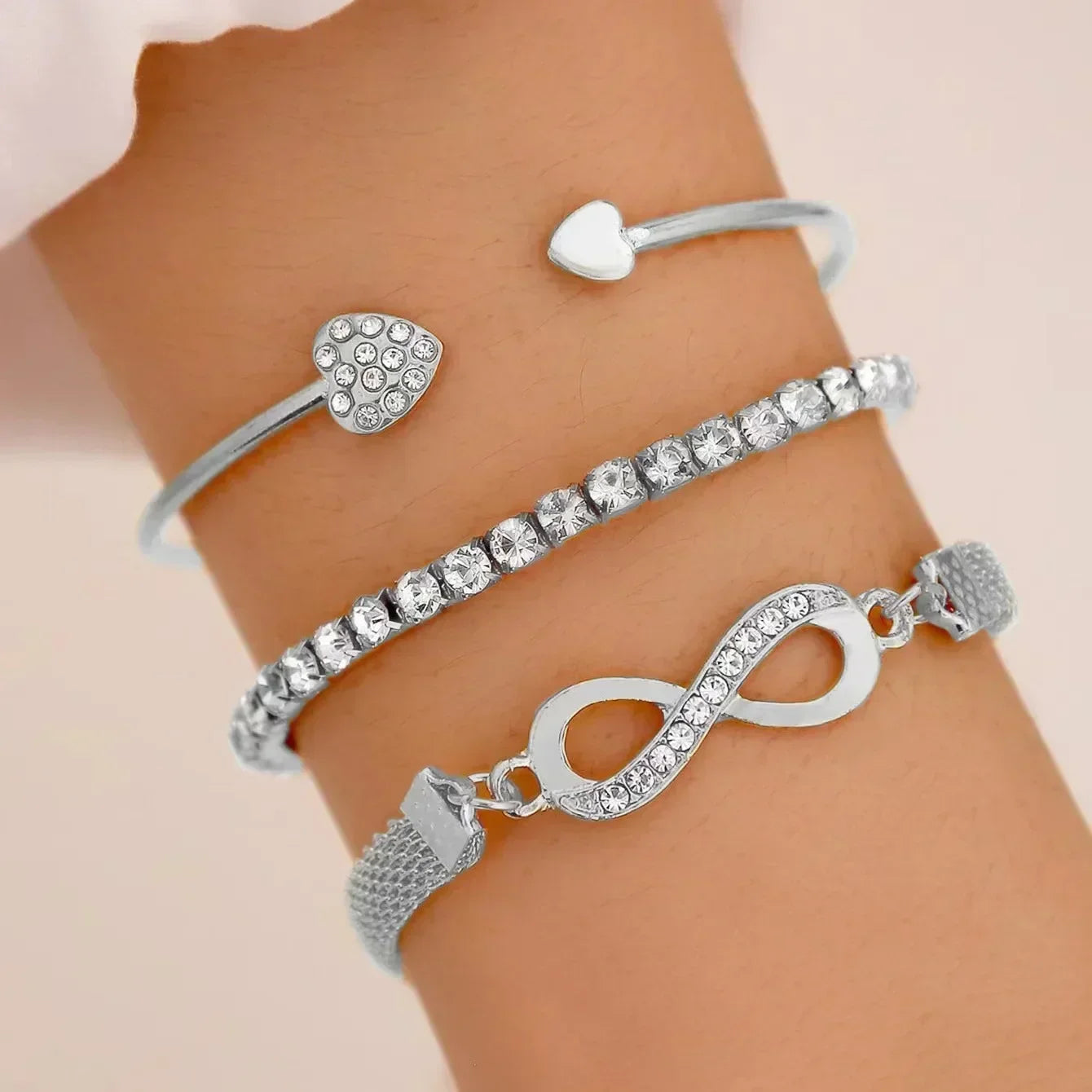 Whimsical Boho Star & Daisy Pearl Charm Bracelet Set 🌼✨ - Adjustable Eight-Piece Bangle for Fashionistas!