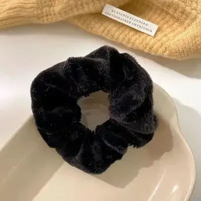 Kawaii Soft Plush Pompom Hair Ties for Girls & Women 🎀✨ - Cute Elastic Hair Bands for Winter Fashion! 🌟💖