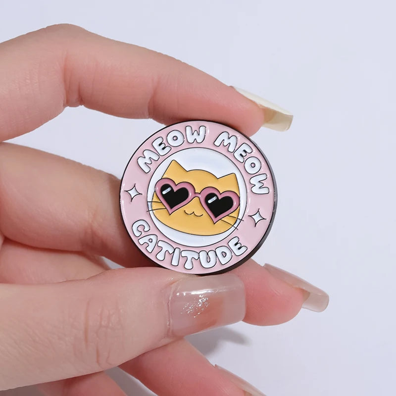 Kawaii Animal Brooch Set 🐾✨ Adorable Enamel Pins - Cute Cat & Capybara Metal Accessories for Fashion & Gifts! 🎁🌈