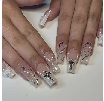 Kawaii Strawberry Bear Nail Art Set 🍓🐻 | 24 Adorable False Nails for Women & Girls ✨