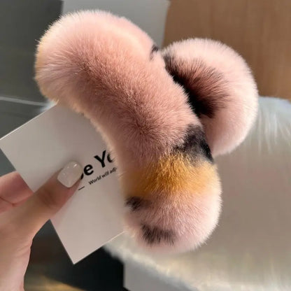 Kawaii Plush Rex Rabbit Fur Hair Claw 🐰✨ - Adorable Elegant Hair Accessory for Women!