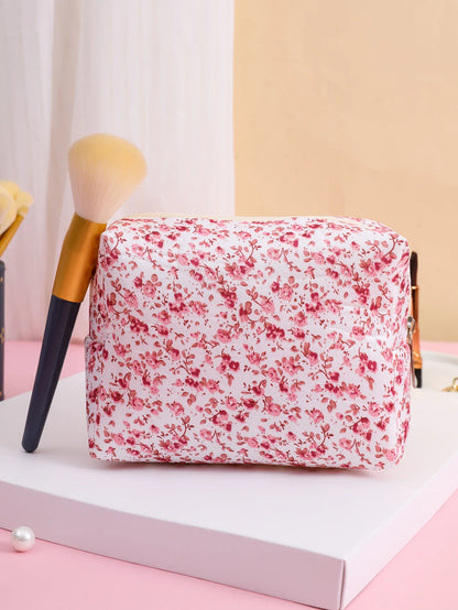 Kawaii Floral Makeup Organizer 🌸✨ Cute Travel Case for Cosmetics & Brushes 👜💖