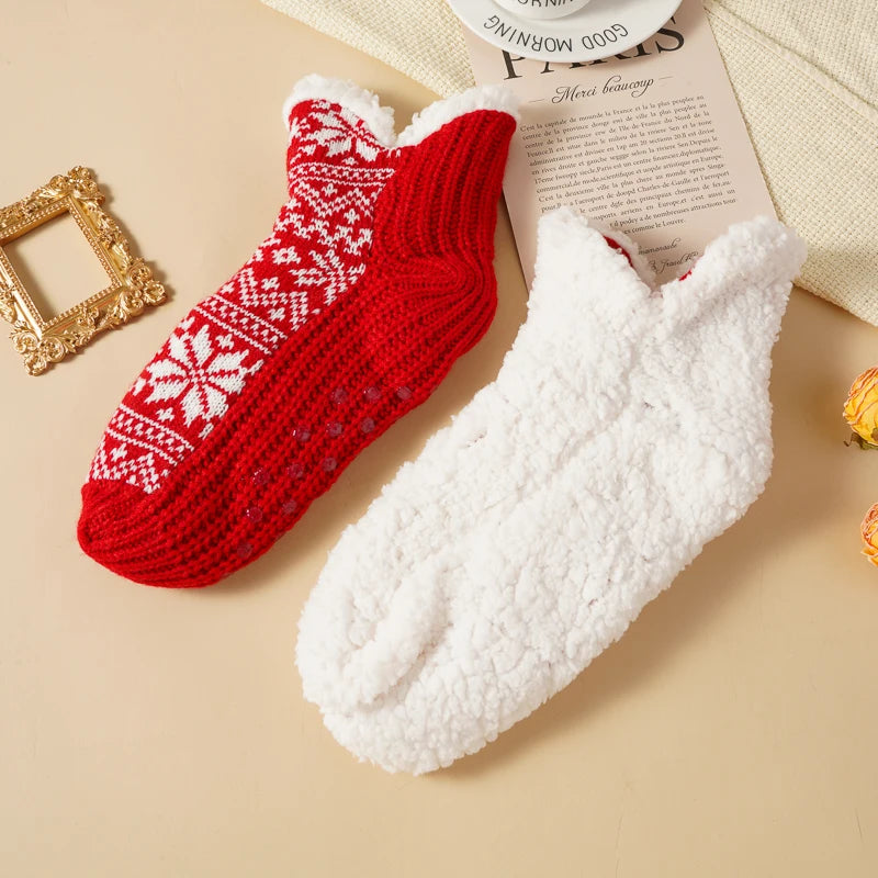 Thickened Fleece-Lined Christmas Socks For Women 🧦 Warm Snowy Mid-Calf Non-Slip
