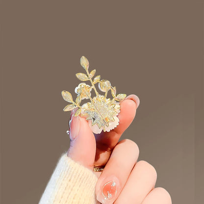 Kawaii Floral Delight 🌼✨ Enamel Daisy & Sunflower Brooches with Green Leaves 🌿 | Trendy Japanese Jewelry Gift for Women 🎁💖