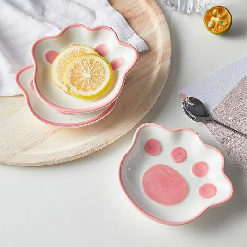 Adorable Cat's Paw Ceramic Sauce Dish 🍜✨ Kawaii Dessert Plate for Dips & Seasonings 🐾🌸