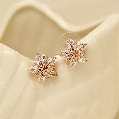 Delicate Snowflake Charm Stud Earrings Women Christmas Gift Crystal Zircon ❄️✨