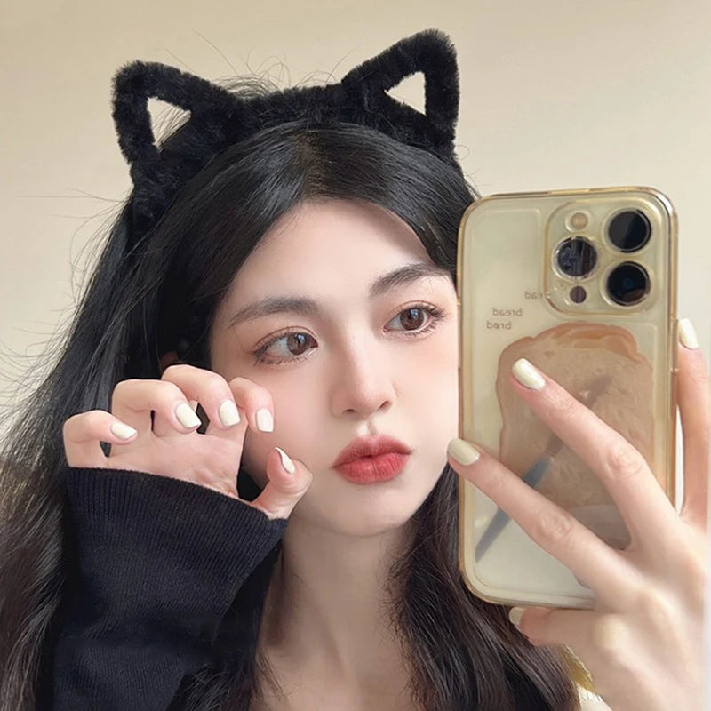 Kawaii Cat Ears Headband 🐾✨ Cozy Velvet Hair Hoop for Women 🌸 Perfect for Autumn & Winter!