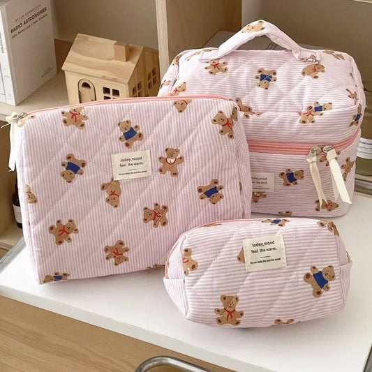 Kawaii Pink Bear Cosmetic Bag 🌸✨ | Cute Zipper Makeup Organizer for Girls 🎀 | Travel Toiletry Pouch 🐻💖