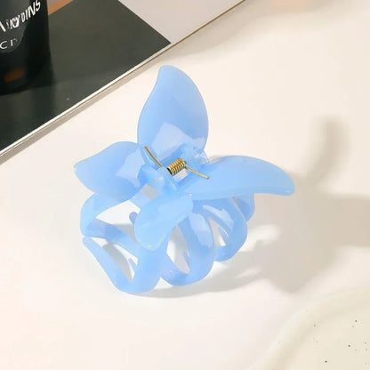 Kawaii Sweet Butterfly Hair Clip 🦋✨ | Adorable Solid Color Shark Clip for Girls' Hairstyles 🌈💕
