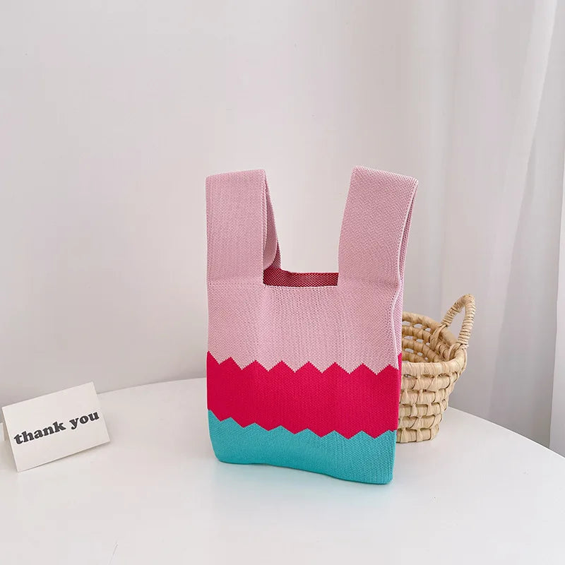 Charming Knitted Beach Bag 🏖️✨ - Trendy Tote with Woven Wrist Pouch 👜💖 - Pixie Quill