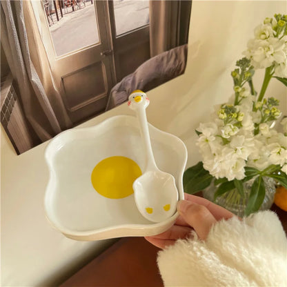 Charming Fried Egg Shaped Ceramic Plate for Whimsical Dining 🍳✨