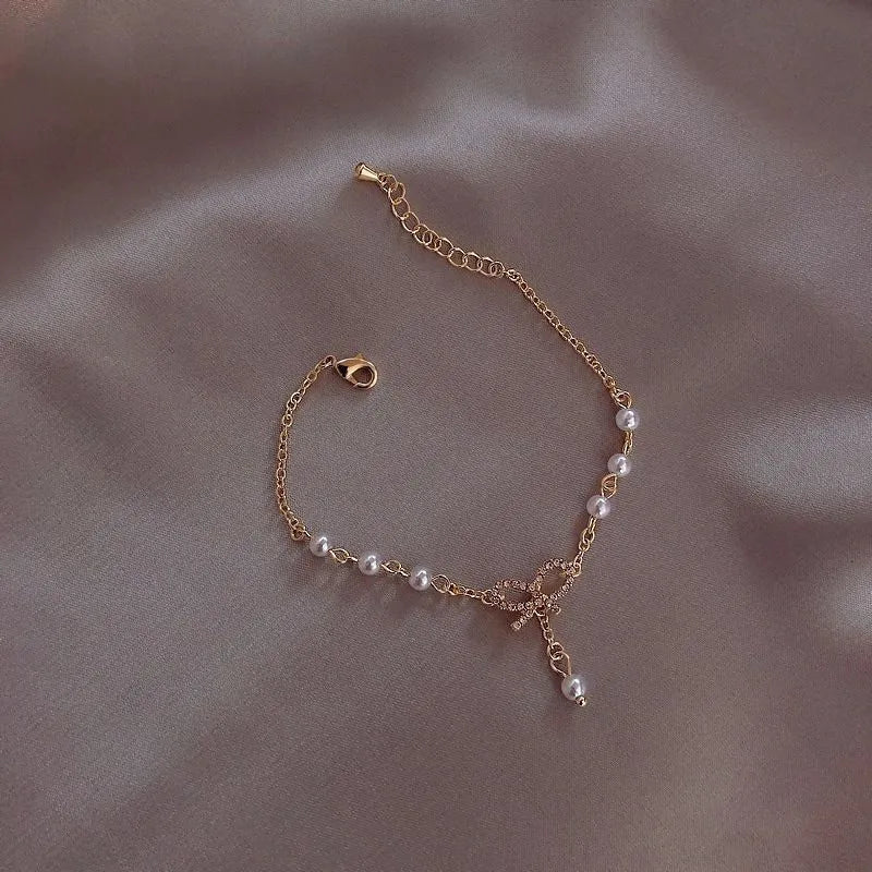 Sweet Korean Imitation Pearl Link Chain Bracelet For Women Girl Elegant Charm Crystal Bowknot Bow Jewelry Female Party Gifts