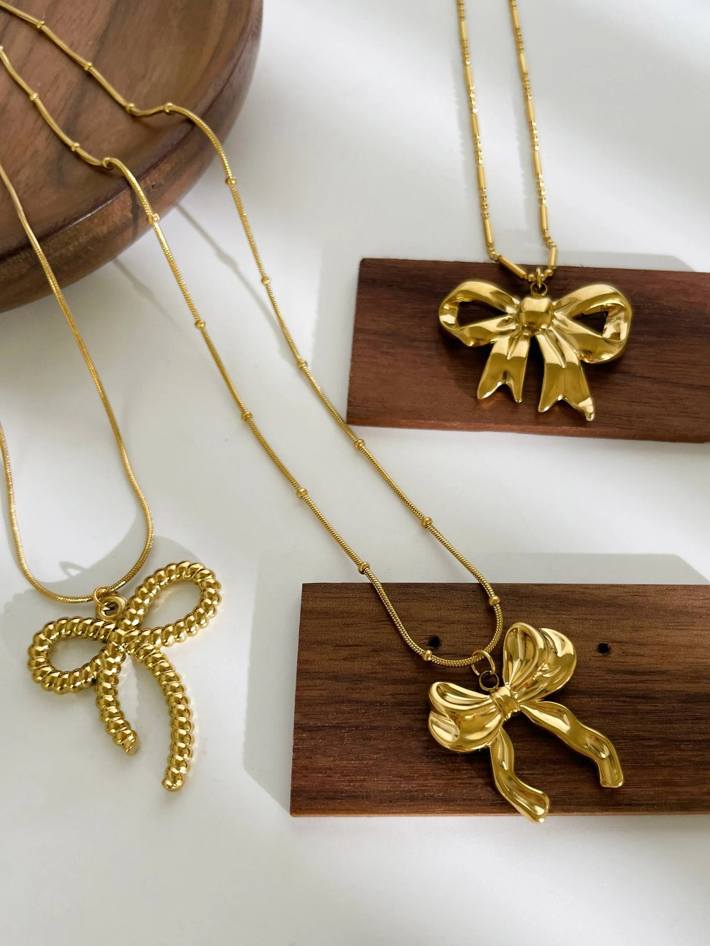 Charming Kawaii Gold Bow Knot Pendant Necklace 🌟✨ | Waterproof Stainless Steel Summer Jewelry for Women 💖