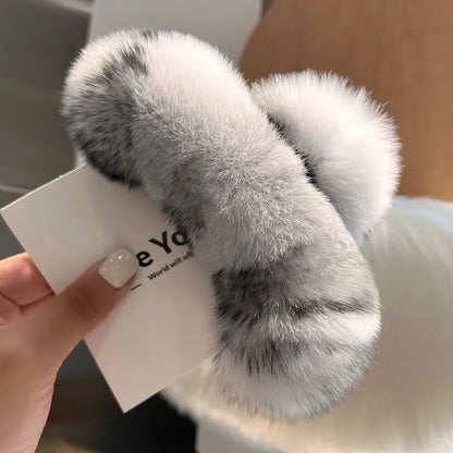 Kawaii Plush Rex Rabbit Fur Hair Claw 🐰✨ - Adorable Elegant Hair Accessory for Women!