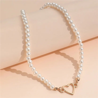 ❤️✨ Kawaii Love Heart Pearl Choker Necklace - Trendy Charm for Parties! 🎉💖