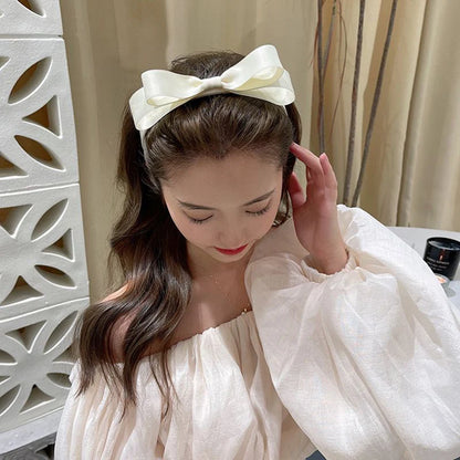 Charming Kawaii Fabric Double Bow Headband for Women 🎀✨ Cute Hair Wash Accessory & Trendy Hairband!