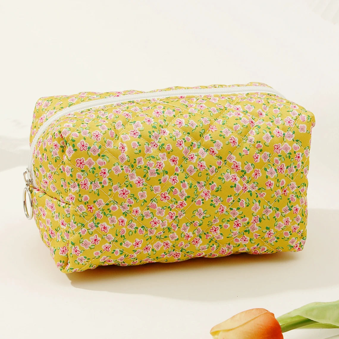 Kawaii Floral Makeup Bag 🌸✨ | Cute Portable Cosmetic Pouch for Travel & Storage 🎀 | Perfect Gift for Sweet Girls & Women 💖