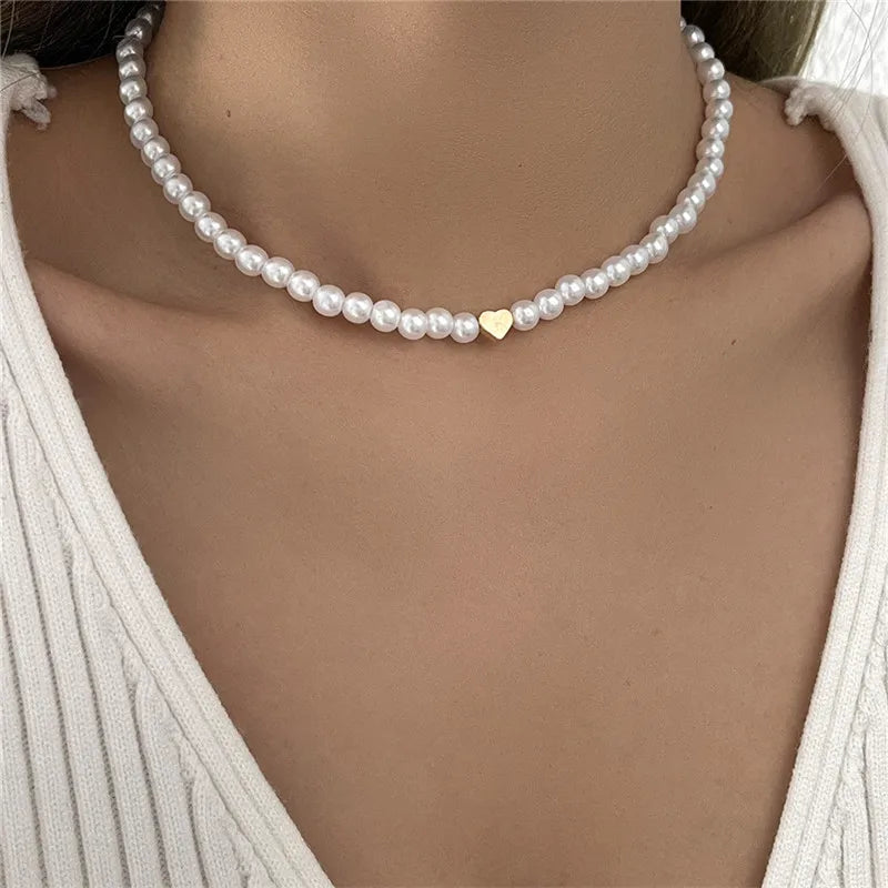 ❤️✨ Kawaii Love Heart Pearl Choker Necklace - Trendy Charm for Parties! 🎉💖