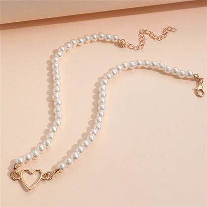 ❤️✨ Kawaii Love Heart Pearl Choker Necklace - Trendy Charm for Parties! 🎉💖