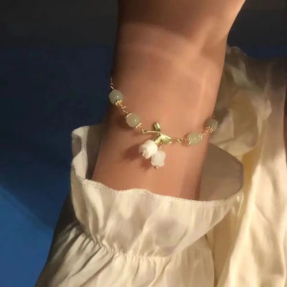 🌸 Charming Orchid & Cherry Beaded Bracelet 🌟 Kawaii Hand Ring for Girls 💖 Trendy Jewelry Accessory