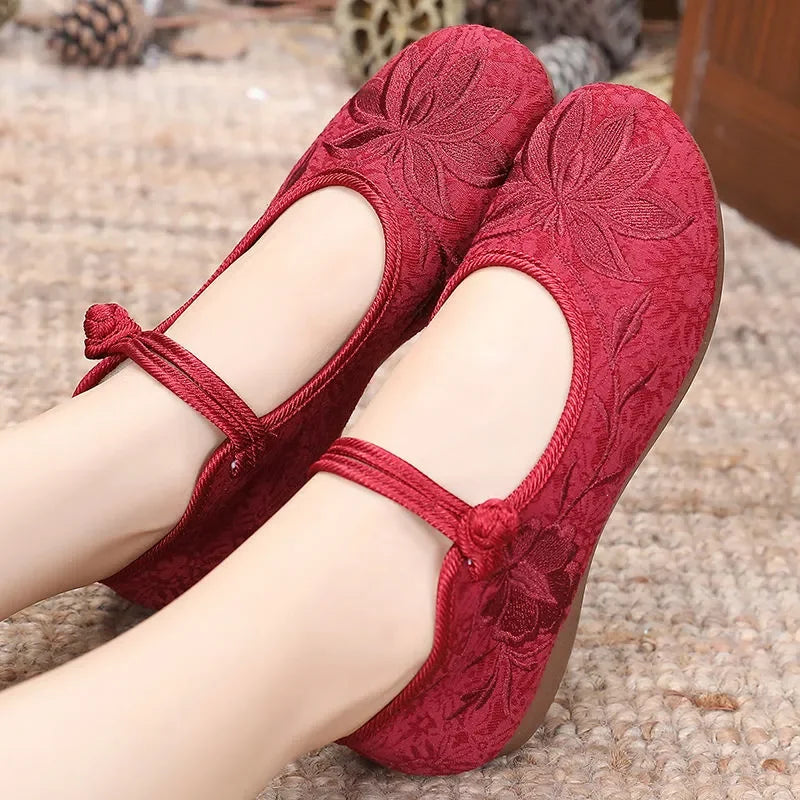 Retro Red Embroidered Ballet Flats Women Casual Anti Skid Hemp Flat Shoes 👡🌸