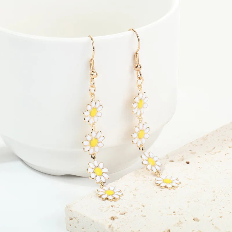 Kawaii Daisy Delight Drop Earrings 🌼✨ | Colorful Sunflower Bling for Trendy Girls 🎉💖