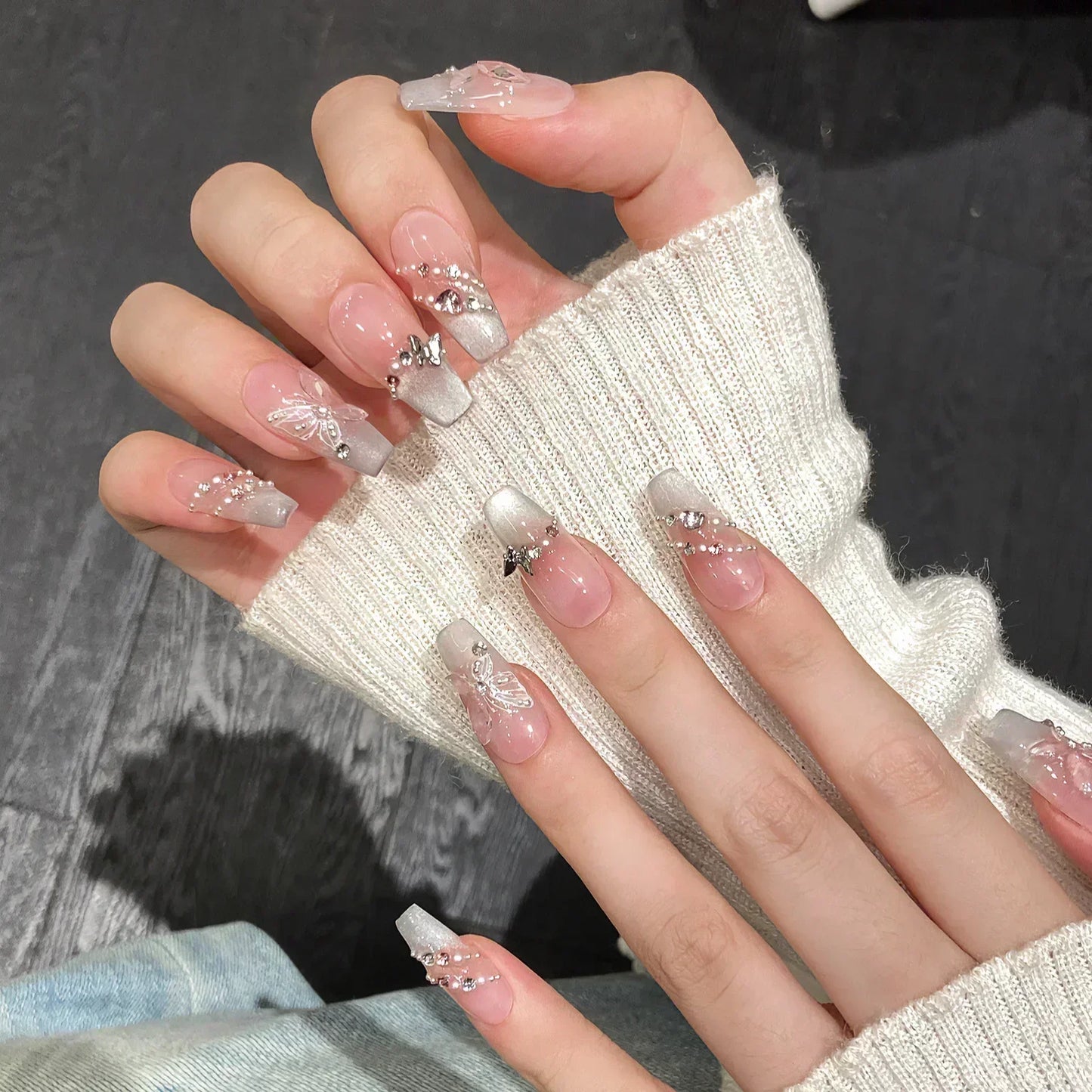 Kawaii 3D Press-On Nails Set 💖✨ - 10Pcs with Love Hearts, Moon, Butterfly & Rhinestones 🌙🦋 - Perfect for Nail Art Lovers!